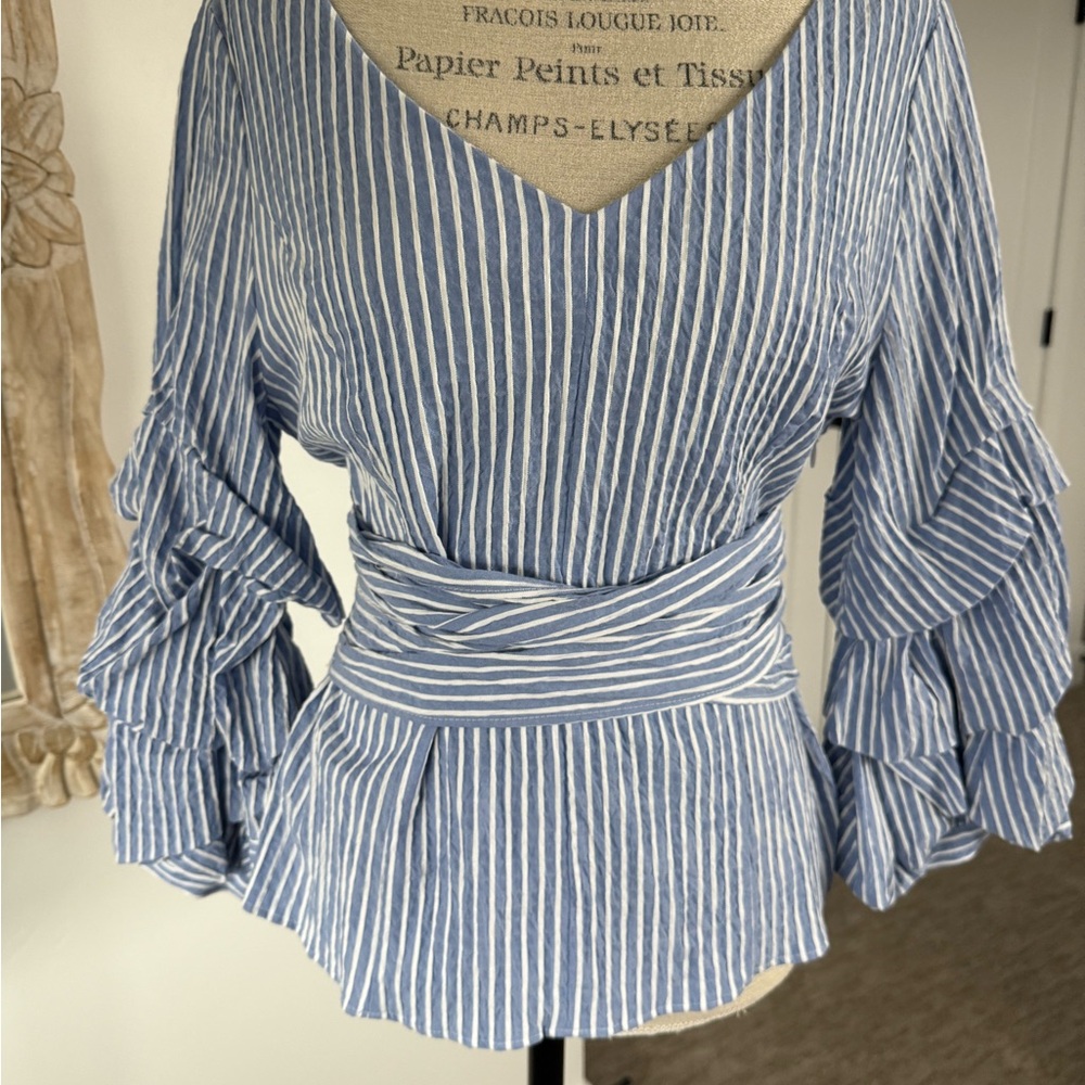 NWT! White House Black Market Seersucker Wrap Blouse - Picture 5 of 7